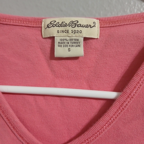 Eddie Bauer Pink V-Neck Women's Top - Picture 3 of 8